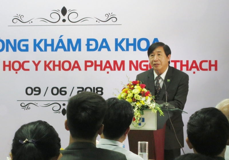 khai truong phong kham da khoa truong dai hoc y khoa pham ngoc thach