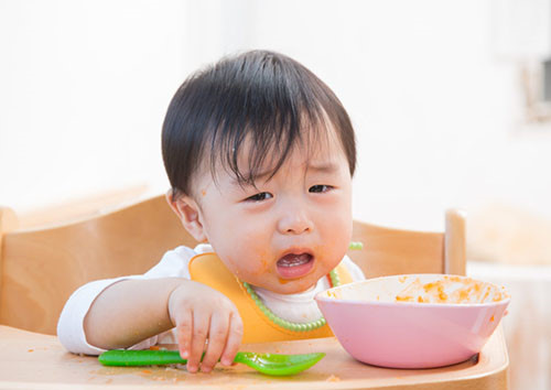5 sai lam cua me khien tre bieng an