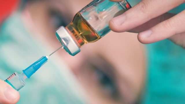 thang 9 se trie n khai vaccine ba i lie t dang tiem cho tre tren 5 thang tuoi