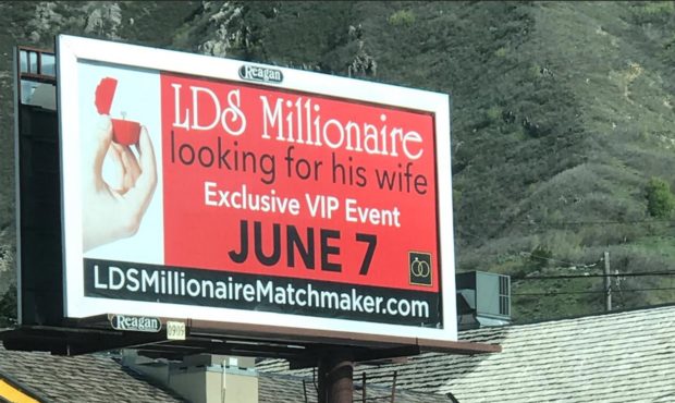 Triệu phú Mỹ thuê cả biển quảng cáo cỡ lớn trên xa lộ để… tuyển vợ