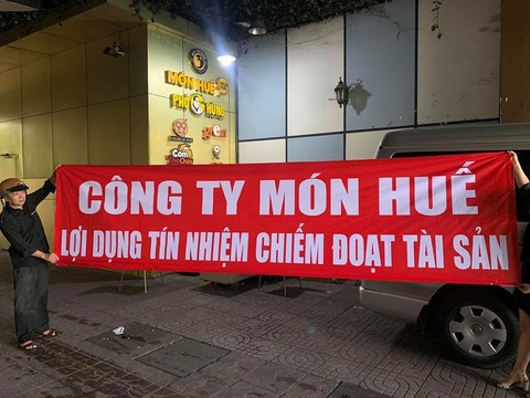 Ông chủ chuỗi nhà hàng Món Huế bị 