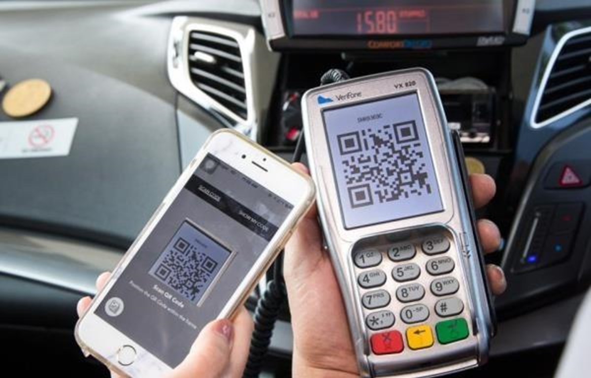 Hà Nội: Từ 30-11 các trường học khu vực đô thị thu học phí qua thẻ hoặc QRCode