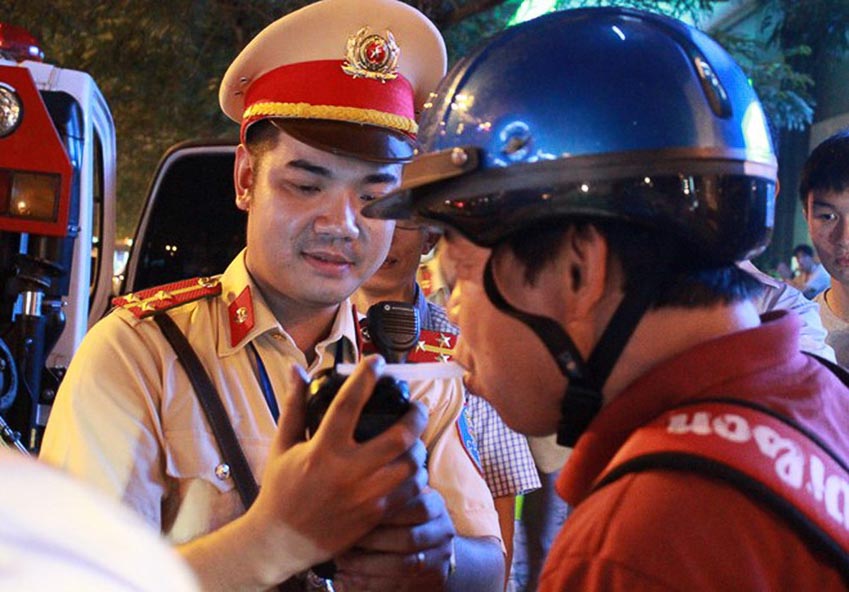 Ăn hoa quả cũng không lo bị thổi nồng độ cồn nhờ những mẹo này Ăn hoa quả cũng không lo bị thổi nồng độ cồn nhờ những mẹo này