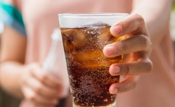 Bà bầu uống nước ngọt có ga tốt không, tác hại nghiêm trọng khi bà bầu uống nước ngọt có ga Bà bầu uống nước ngọt có ga tốt không, tác hại nghiêm trọng khi bà bầu uống nước ngọt có ga
