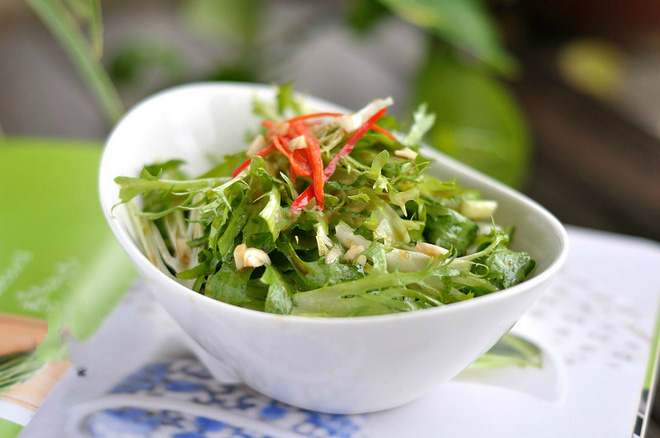 Bất ngờ với loại rau dân dã vừa làm món ăn ngon lại vừa bổ thận, dưỡng dạ dày bạn nên thử