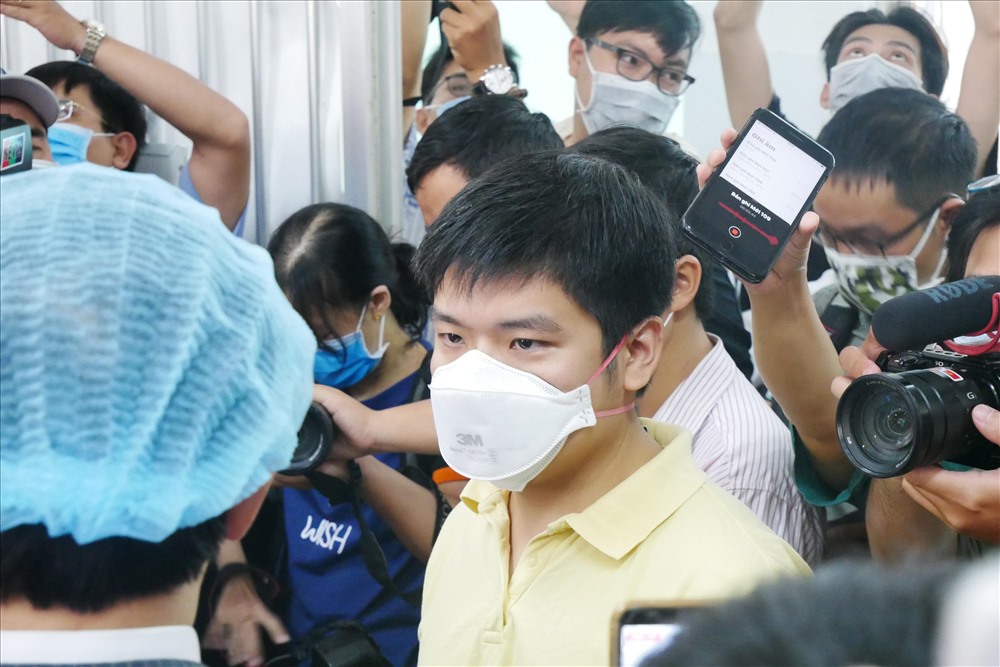 Bệnh nhân Trung Quốc nhiễm virus corona đầu tiên đã được xuất viện
