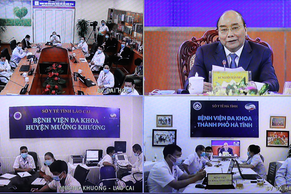 Chuyên gia hội chẩn từ xa cho nam thanh niên lao phổi phải 2 lần cách ly do nghi nhiễm COVID-19