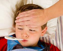 Con bị sốt, cha mẹ nên cho con uống Paracetamol như thế nào cho đúng căch?