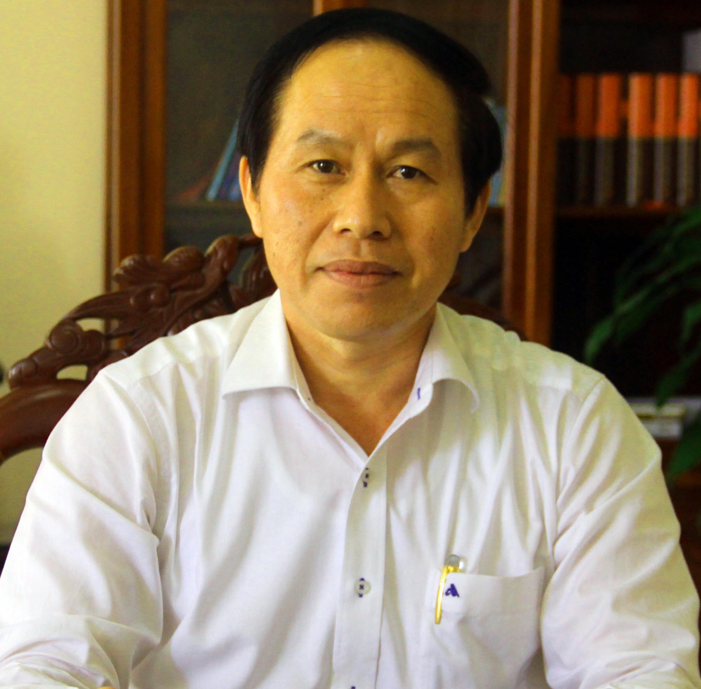 Ông Lê Tiến Châu