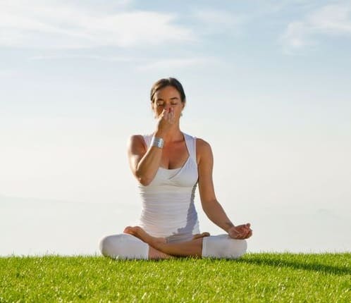 Lưu ngay 3 tư thế tập luyện Yoga vừa đẹp dáng lại hỗ trợ điều trị đau dạ dày hiệu quả