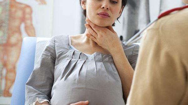 Mẹo dùng thuốc trị viêm họng cho bà bầu an toàn, không ảnh hưởng đến thai nhi Mẹo dùng thuốc trị viêm họng cho bà bầu an toàn, không ảnh hưởng đến thai nhi