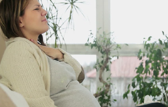Mẹo dùng thuốc trị viêm họng cho bà bầu an toàn, không ảnh hưởng đến thai nhi Mẹo dùng thuốc trị viêm họng cho bà bầu an toàn, không ảnh hưởng đến thai nhi