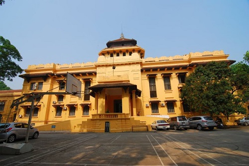 Nữ sinh đỗ Đại học Dược Hà Nội có không thể đi học vì bố mẹ mắc bệnh nan y đã được giúp đỡ nhập học 