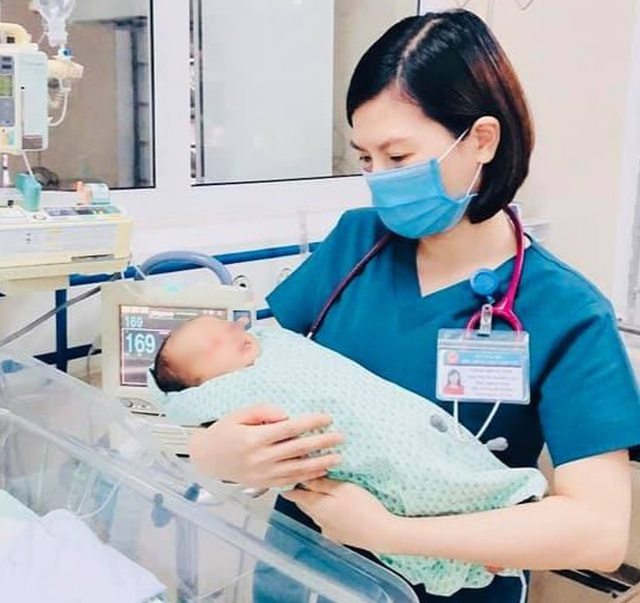 Sức khỏe bé sơ sinh bị bỏ rơi bên hố ga ở Hà Nội chuyển biến xấu