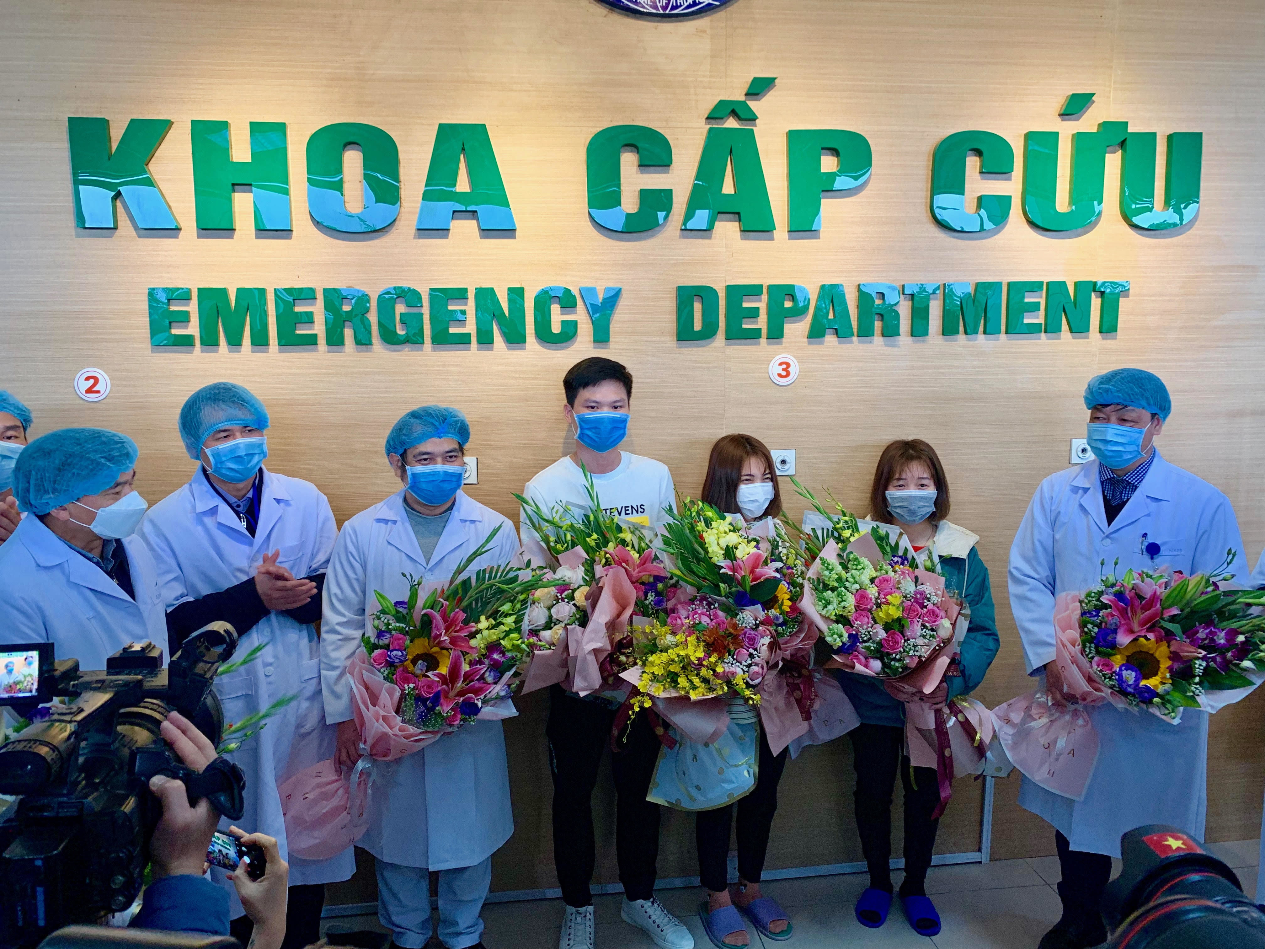 Thêm hai bệnh nhân Vĩnh Phúc khỏi Covid-19 được xuất viện