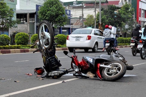 Tính đến mùng 2 Tết, toàn quốc đã xảy ra 105 vụ tai nạn giao thông