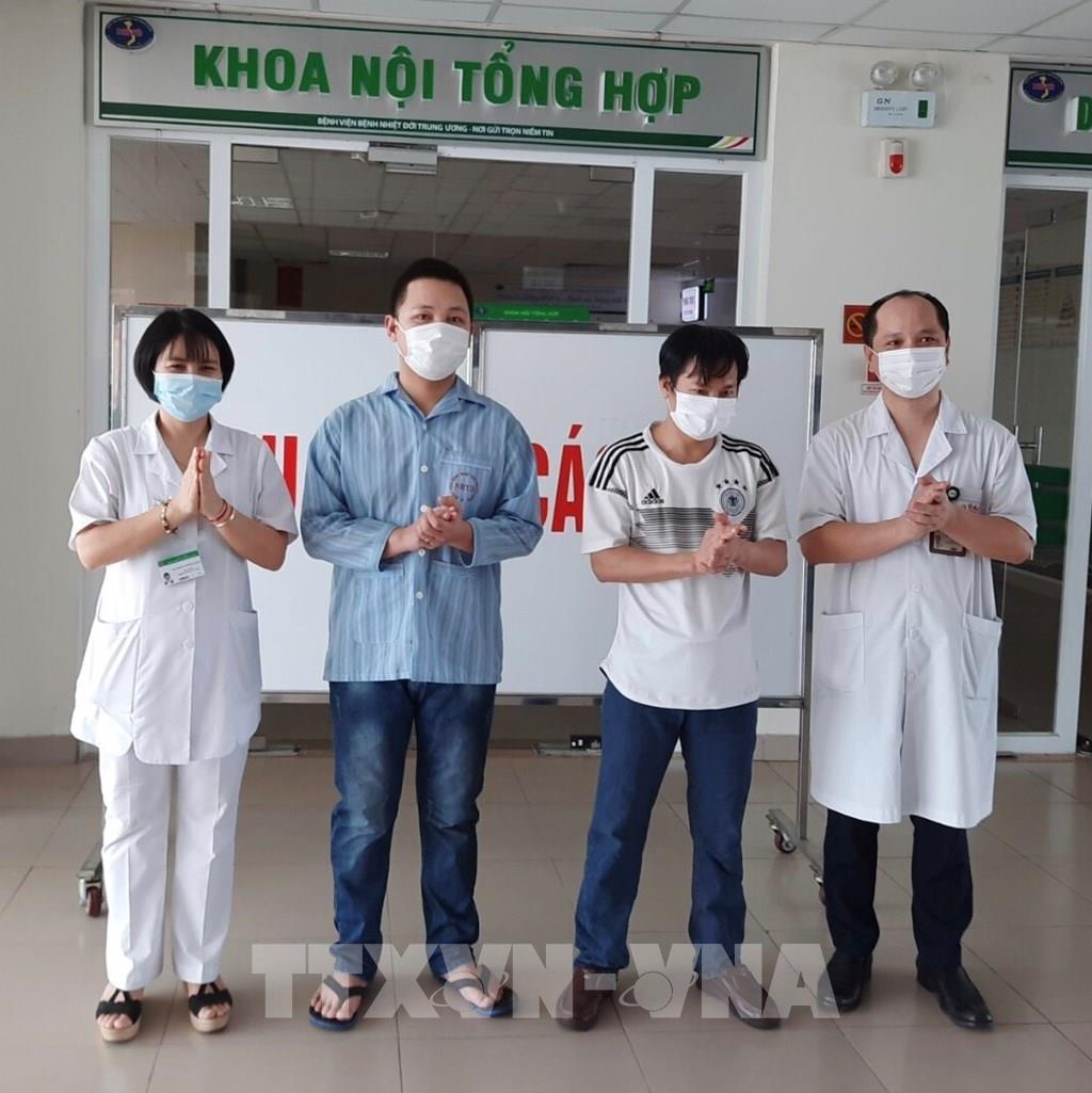 Phi công người Anh tiếp tục có những hồi phục kỳ diệu
