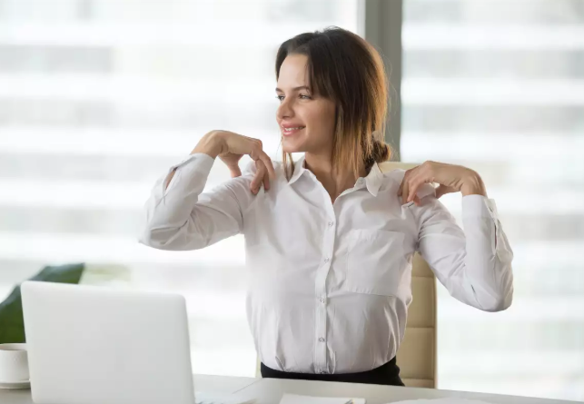 Trị dứt điểm đau nhức cổ chỉ bằng những bài tập đơn giản vài phút tại nhà