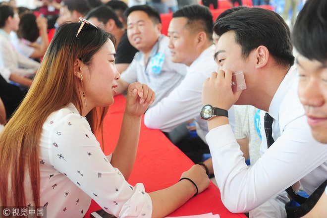 Cái kết cho cô gái dẫn 23 người thân đi ăn ké buổi hẹn hò Cái kết cho cô gái dẫn 23 người thân đi ăn ké buổi hẹn hò