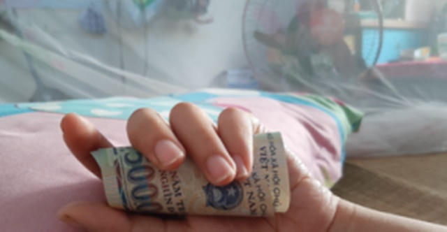 Chồng chửi bới khi vợ cho mẹ đẻ 500 nghìn