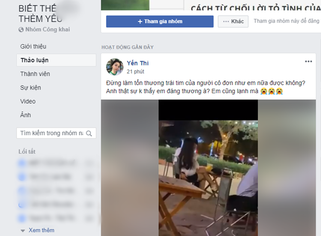 Clip cặp đôi thản nhiên hôn hít ngoài quán cà phê Clip cặp đôi thản nhiên hôn hít ngoài quán cà phê