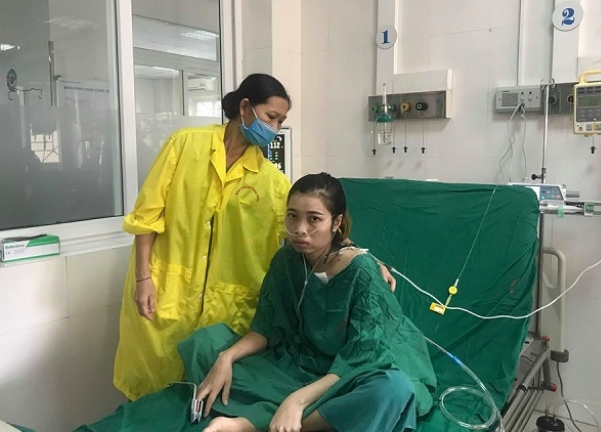 Chạy đua với tử thần cứu sống cô gái trẻ bị di chứng lao phổi nguy kịch