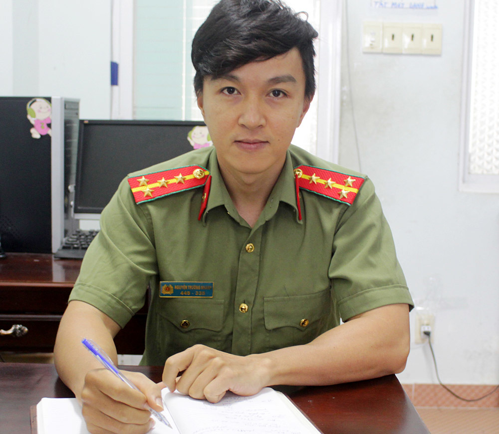 Sở hữu nhóm máu cực hiếm, vị Đại úy trẻ hiến máu 40 lần cứu sống hàng trăm người Sở hữu nhóm máu cực hiếm, vị Đại úy trẻ hiến máu 40 lần cứu sống hàng trăm người