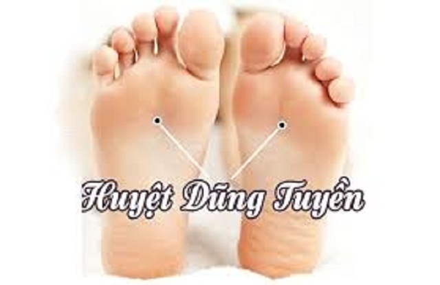 Bam-huyet-dieu-tri-mat-ngu