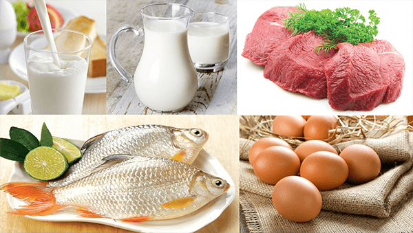 Canh bí đỏ nấu thịt lợn