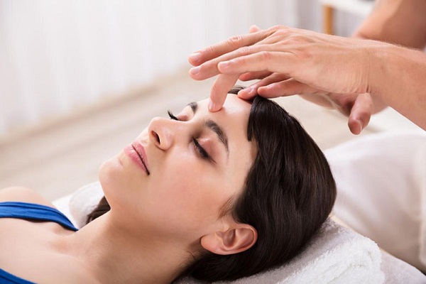 bấm huyệt trị ngạt mũi?bị ngạt mũi bấm những huyệt này