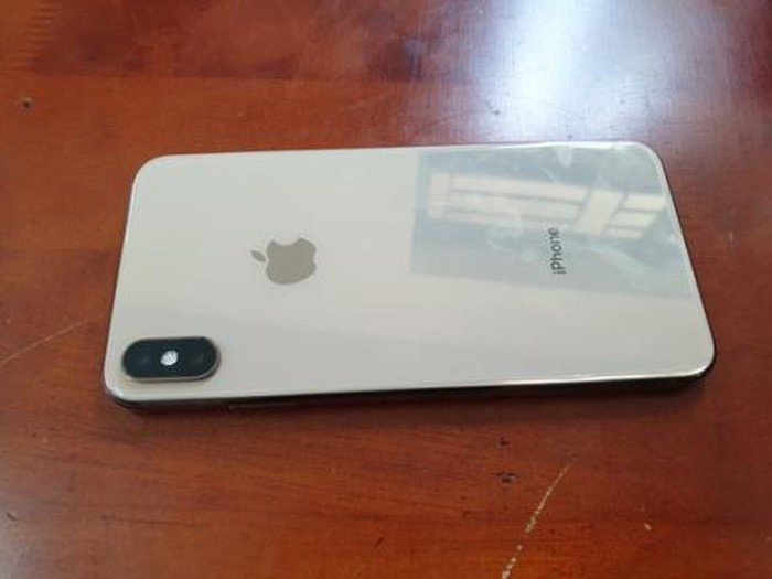 Gã trai sàm sỡ rồi cướp điện thoại của nữ sinh trong đêm