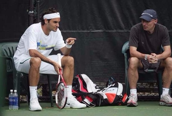 bi-quyet-truong-sinh-de-roger-federer-38-tuoi-van-choi-1-tran-chung-ket-wimbledon-5-tieng-dong-ho-hlv-the-luc-cua-roger-dederer
