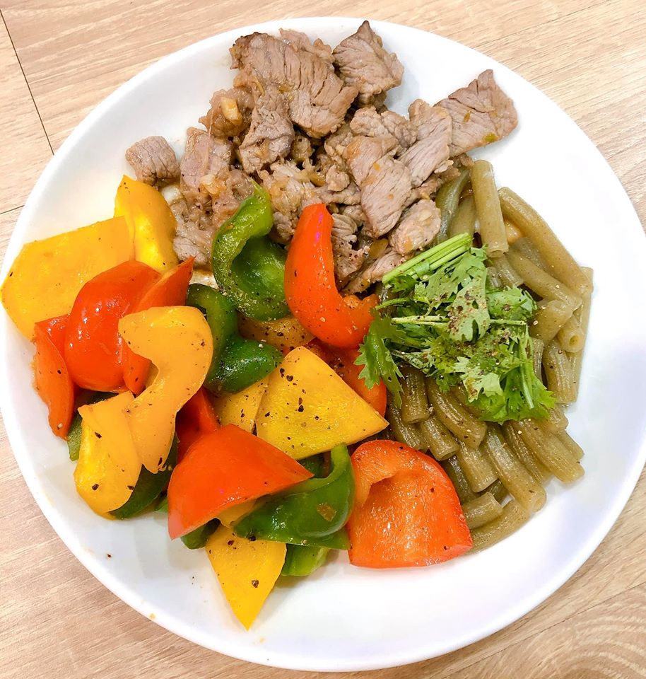 Girl xinh chia sẻ bí quyết giảm cân hiệu quả từ Eat Clean khiến chị em sôi sục