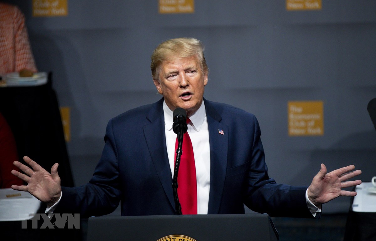 Tổng thống Mỹ Donald Trump phát biểu tại New York ngày 12/11/2019. (Ảnh: THX/TTXVN) Chủ tịch Hạ viện Mỹ: Tổng thống Trump đã thừa nhận hành vi hối lộ