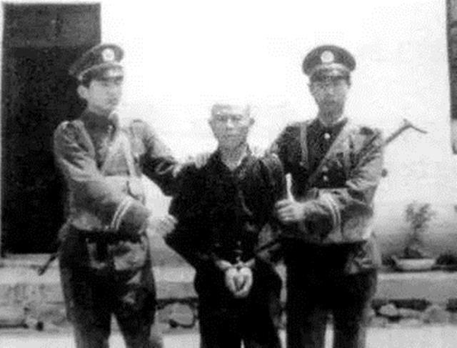 Kỳ án cặp vợ chồng hợp sức giết 48 người trong 3 năm