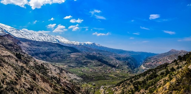 lebanon-o-dau-va-lebanon-co-giau-khong