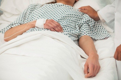 Lời cảnh báo của người phụ nữ sốc phản vệ suýt chết vì ăn 3 con tôm hấp khiến nhiều người hoảng sợ 
