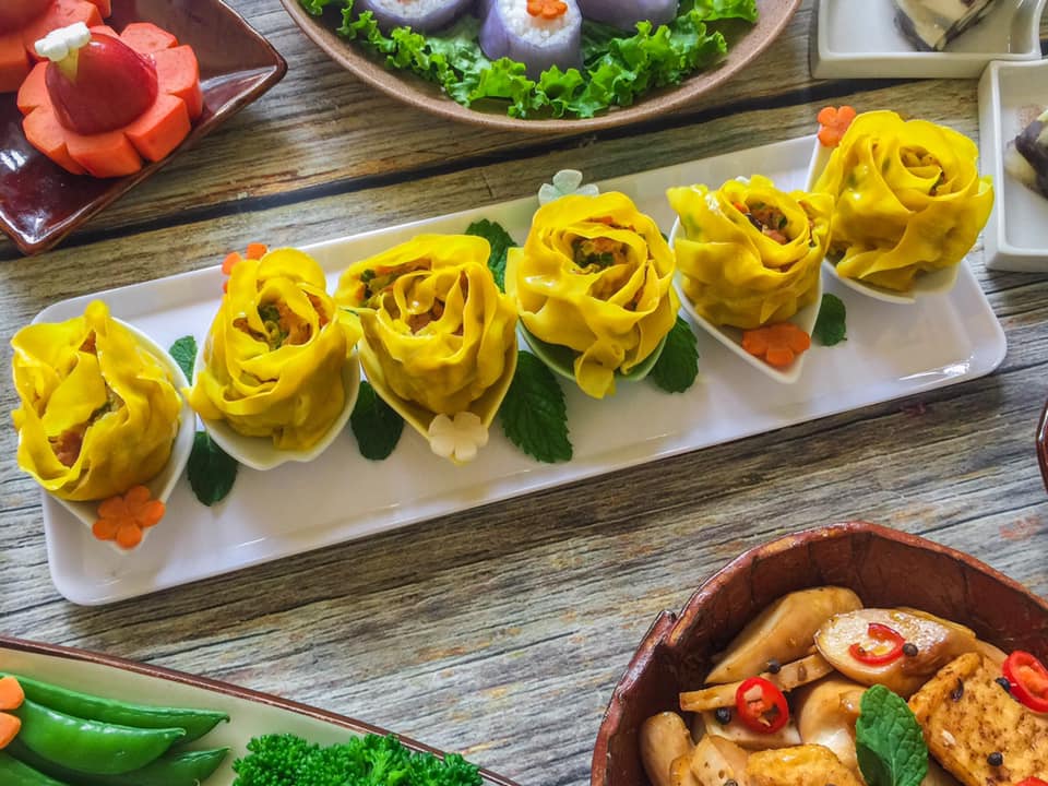 Mãn nhãn trước những mâm cỗ cúng rằm tháng Giêng được hội chị em chia sẻ rầm rộ