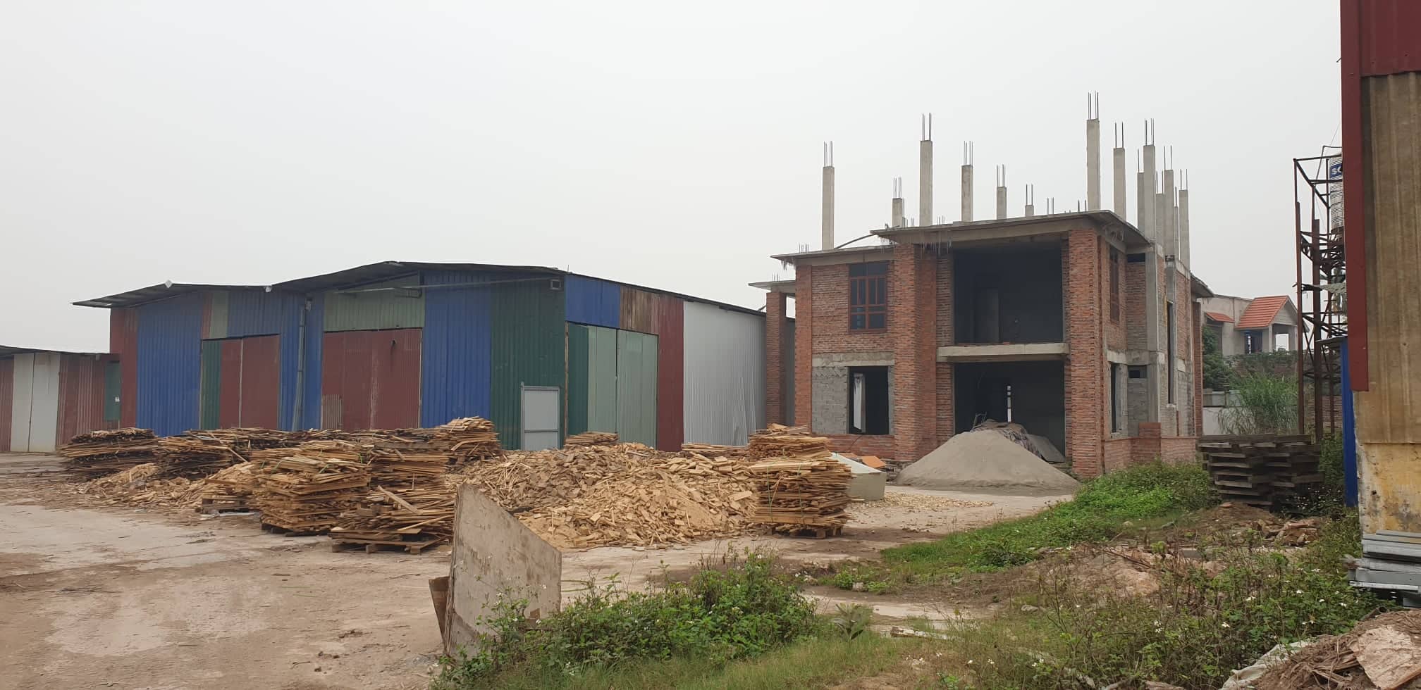 Bắc Giang: Sai phạm xây dựng nghiêm trọng, doanh nghiệp thách thức pháp luật