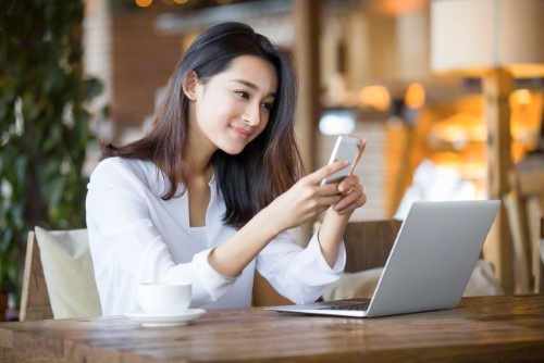 Những con giáp phụ nữ làm sếp lớn, nhà chồng được nhờ