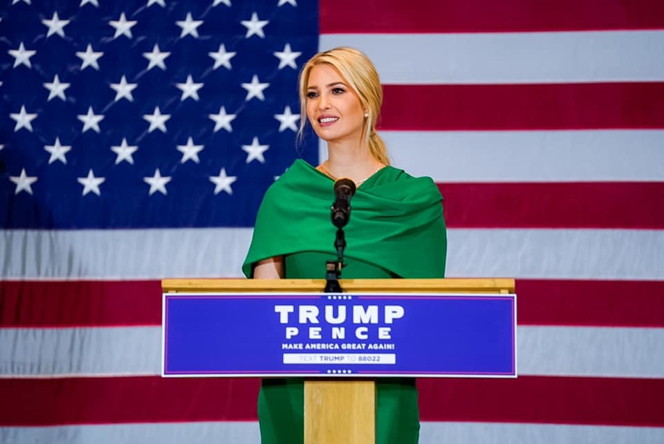 Phong cách thời trang sang trọng của Ivanka Trump