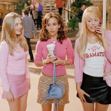 Phong cách Y2K chiếm trọn spotlight trên bản đồ thời trang