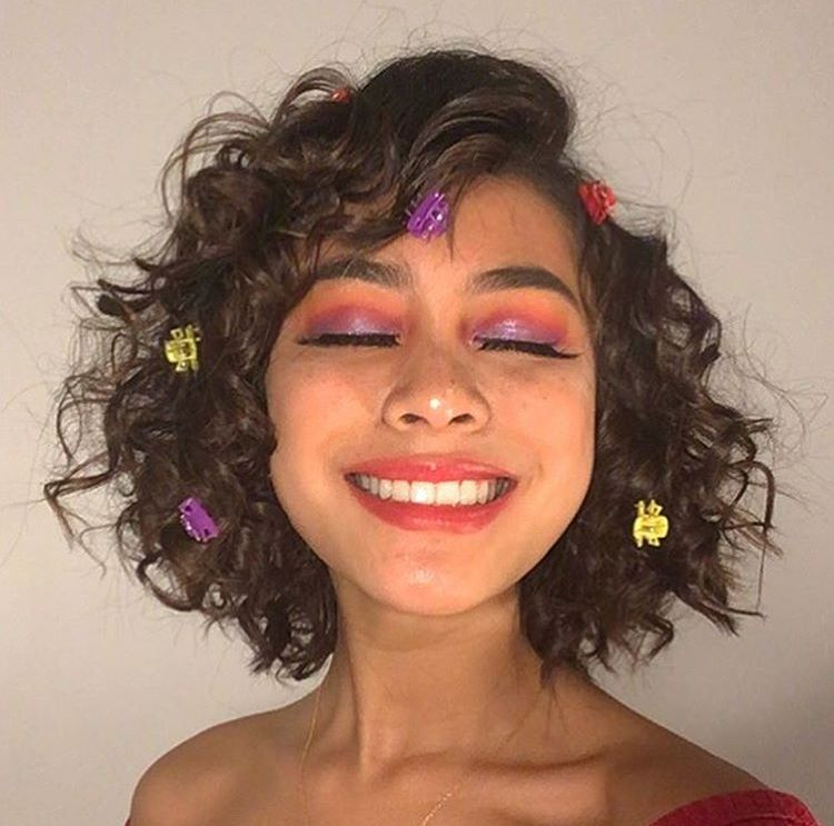 Phong cách Y2K chiếm trọn spotlight trên bản đồ thời trang