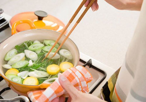 WHO và Bộ y tế đưa ra quy tắc cần nhớ khi đi chợ và nấu ăn để tránh lây nhiễm virus corona WHO và Bộ y tế đưa ra quy tắc cần nhớ khi đi chợ và nấu ăn để tránh lây nhiễm virus corona