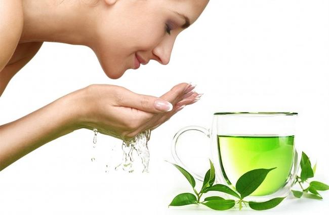Đặc tính kháng viêm của trà xanh giúp phục hồi làn da cháy nắng nhanh chóng