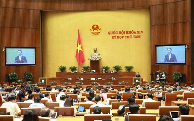 Bộ trưởng Bộ Công Thương Trần Tuấn Anh báo cáo trước Quốc hội (Ảnh: Doãn Tấn/TTXVN) Bộ trưởng các Bộ Công thương và Nội vụ trả lời chất vấn