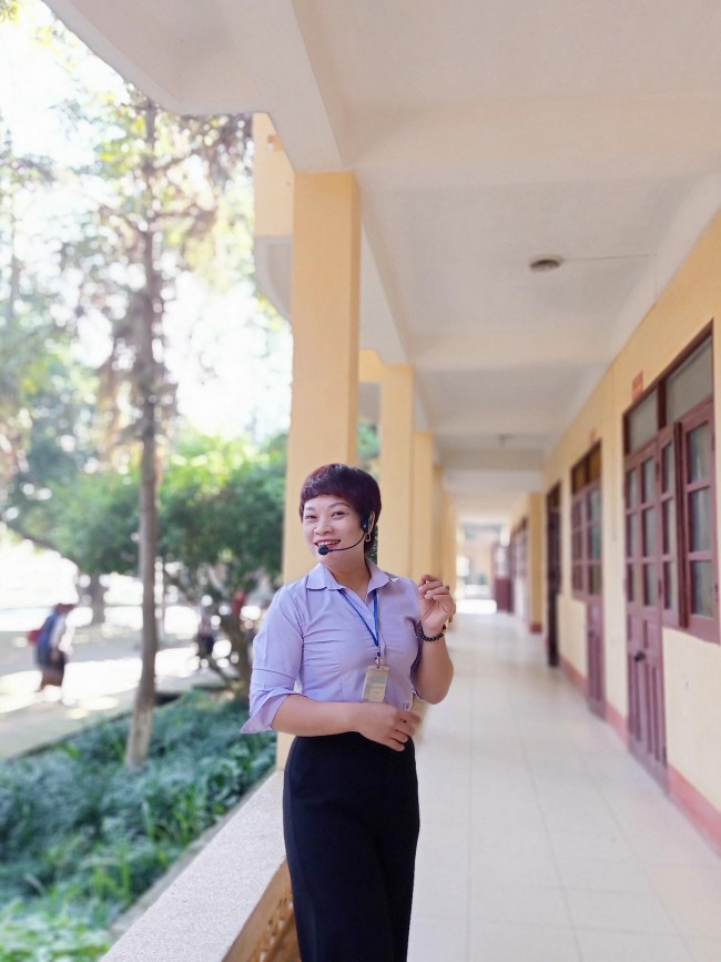 Cô giáo vùng cao nhiệt huyết với nghề, say mê công việc từ thiện