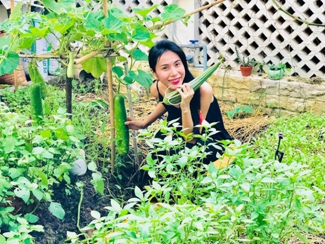 Nữ ca sĩ yêu thích công việc nhà 