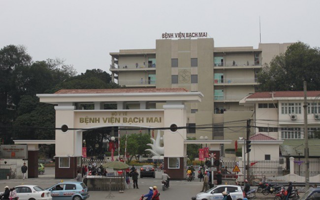 Khám phụ khoa tại Bệnh viện Bạch Mai