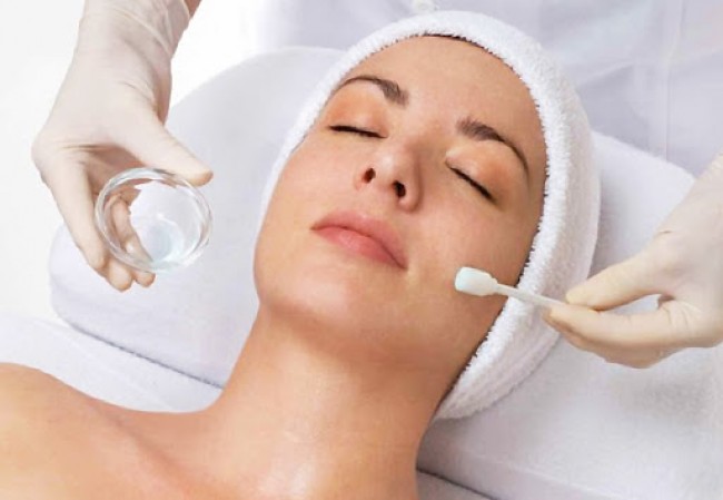 Peel da (thay da sinh học) dựa trên tác động của axit trái cây